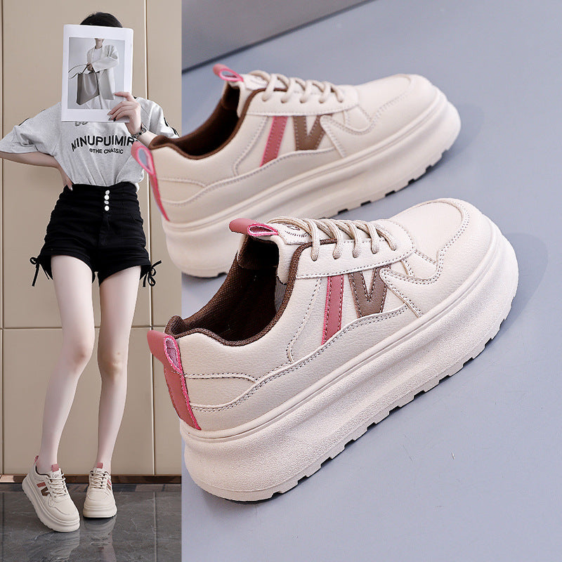 Damen Chunky Sneakers mit dämpfendem Komfort und rutschfester Profilsohle EB