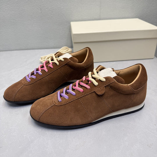Damen modische Suede Sneakers mit farbigen Schnürsenkeln EB
