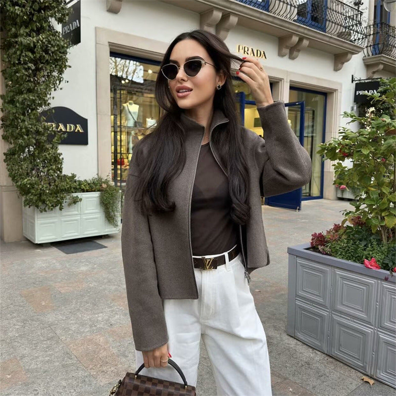 Damen lässige Steppjacke mit hohem Kragen und praktischen Taschen EB
