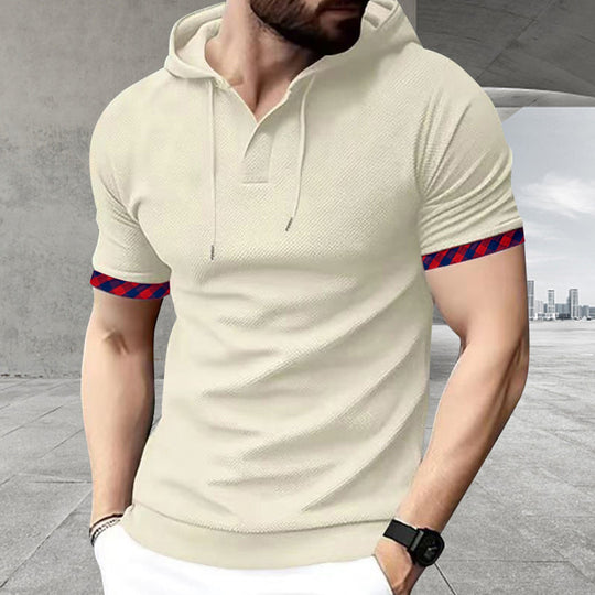Herren nan schmal geschnittenes Kurzarm-Kapuzenshirt im Polostil mit Henley-Ausschnitt und karierter Ärmelmanschette EB