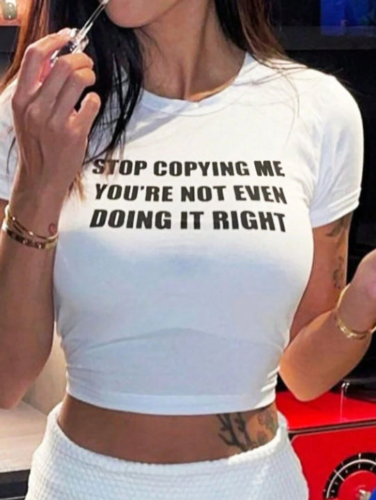 Damen Crop-T-Shirt mit kreativem Telefon-Design EB