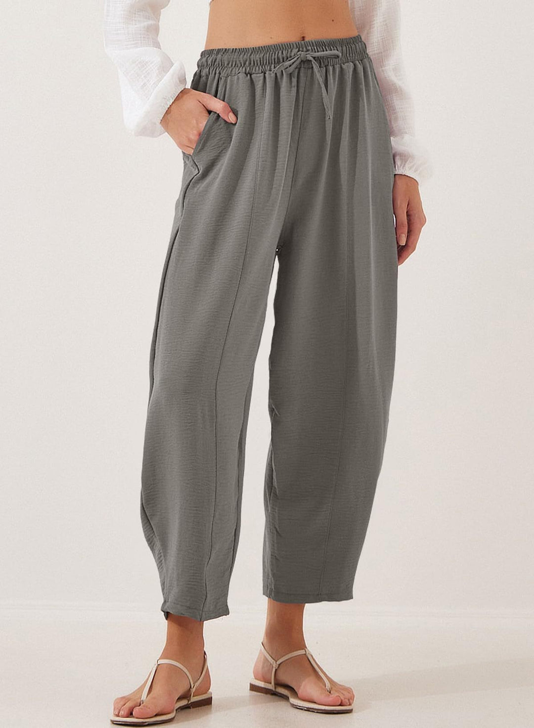 Damen Bequeme, weit geschnittene Sommerhose mit elastischem Bund und seitlichen Taschen EB