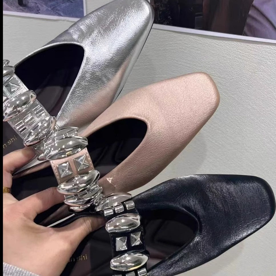 Damen elegante Slipper mit dekorativem Schmuckdetail EB