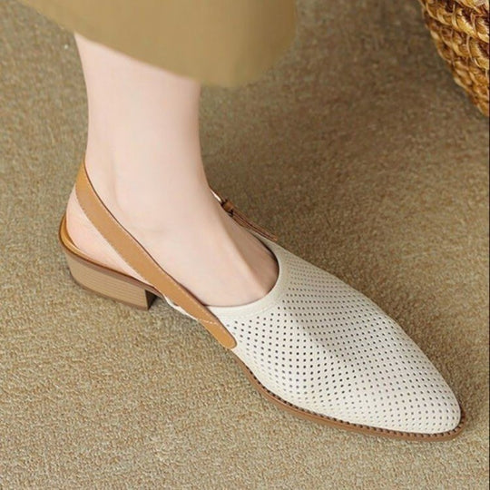 Damen Halbschuhe mit geschlossener Schuhspitze und verstellbarem Riemen EB