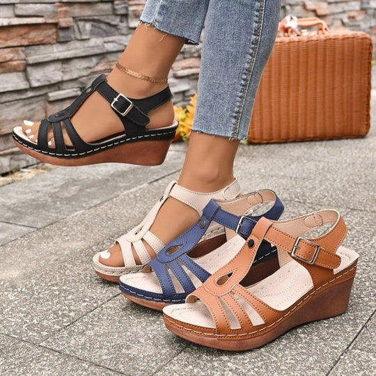 Damen Keilsandalen mit bequemer Fußbettung und verstellbarem Riemen EB