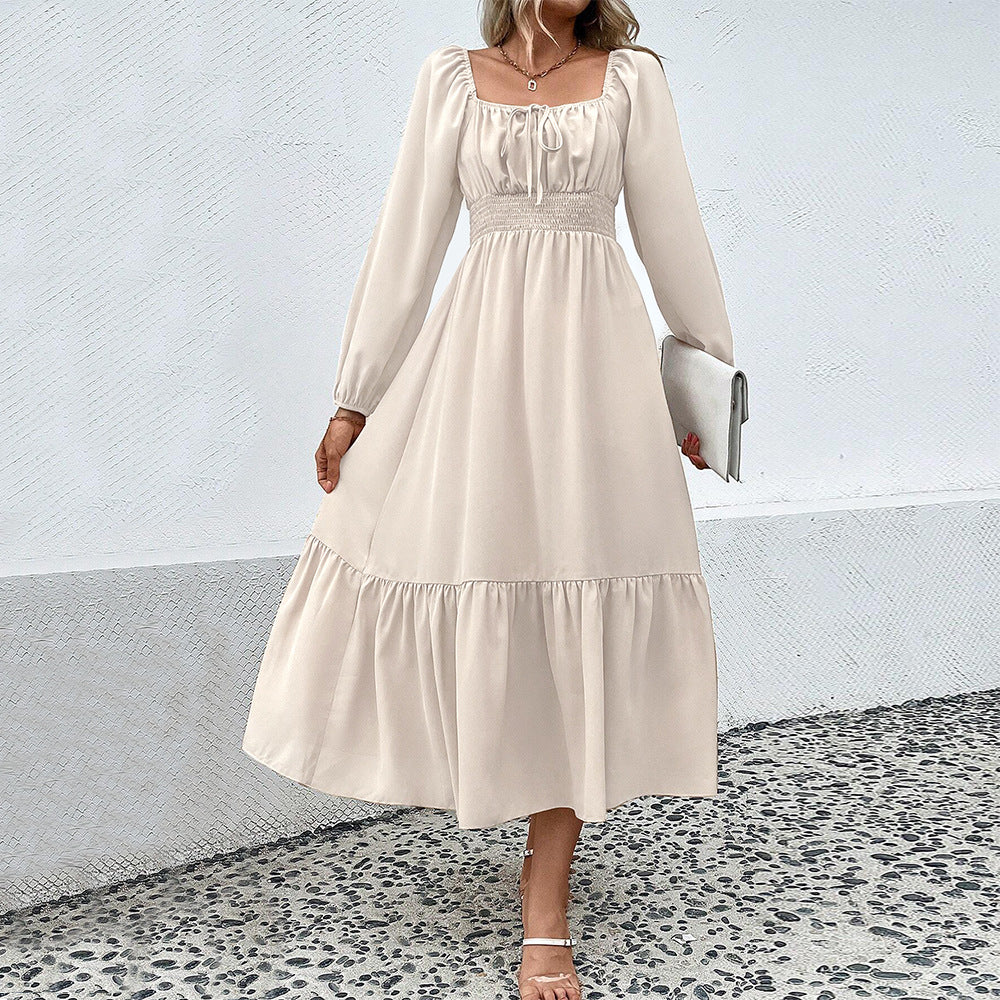 Damen gerafftes Midikleid mit Smok-Taillenbund, eckigem Ausschnitt, langen Puffärmeln und stufigem Volantrock Eichborn Berlin