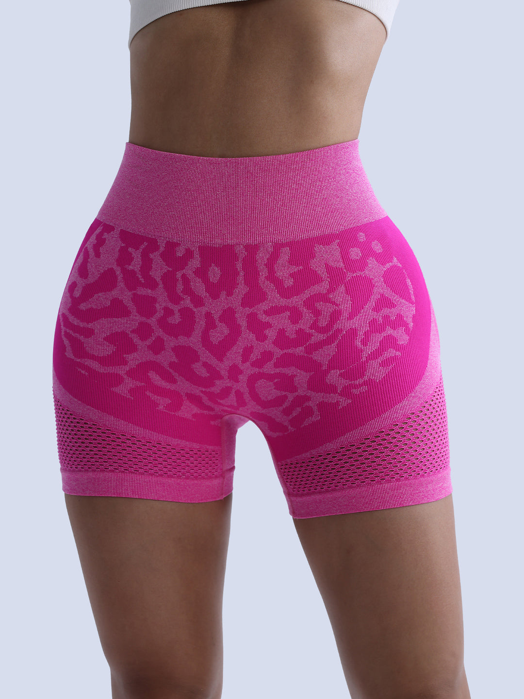 Damen Sportliche Radlerhosen mit atmungsaktivem Mesh-Einsatz und Leopard-Design EB