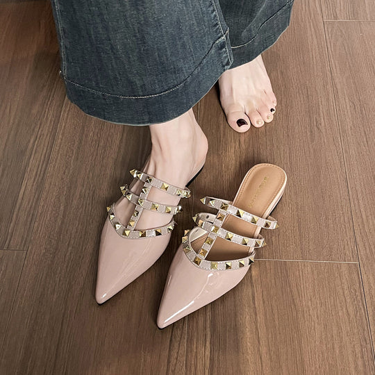 Damen Mules mit eleganten Nieten und spitzem Zehenbereich EB