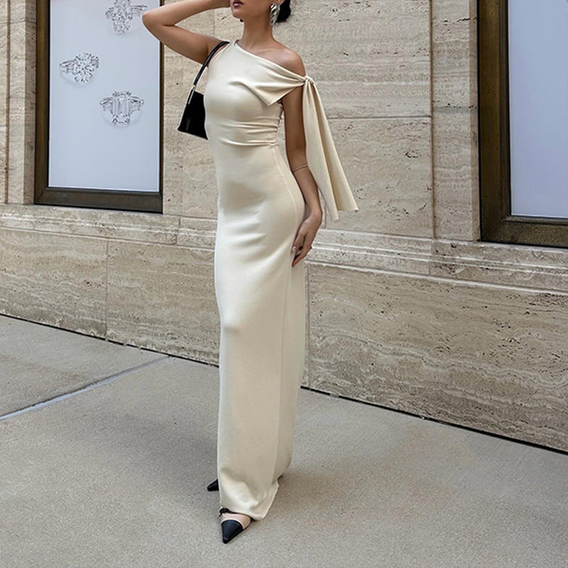 Damen Körperbetontes Maxikleid mit schickem One-Shoulder-Ausschnitt EB