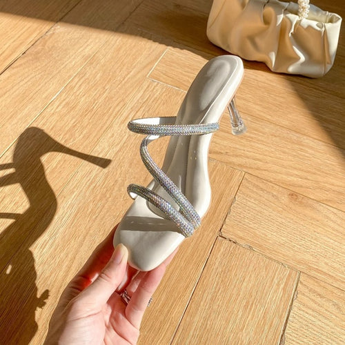 Damen elegante Sandalen mit funkelnden Strassverzierungen und transparentem Absatz EB