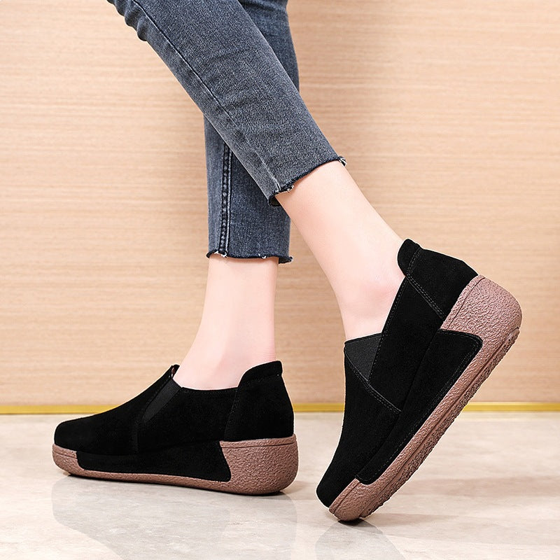 Damen Komfortable Slip-On Sneakers mit anpassungsfähiger Sohle EB