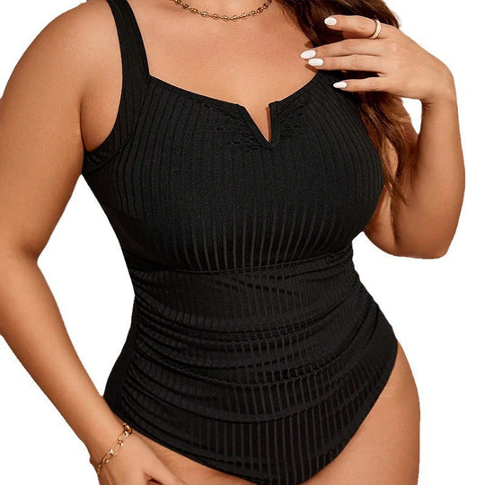 Damen Figurschmeichelnder Badeanzug mit raffinierten Rippendetails EB