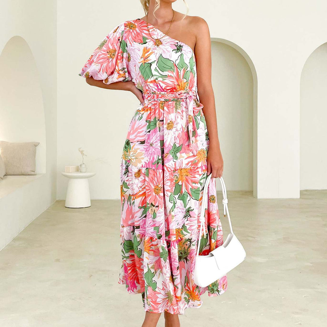 Damen Sommerliches Maxikleid mit asymmetrischem Schnitt und floralen Motiven EB