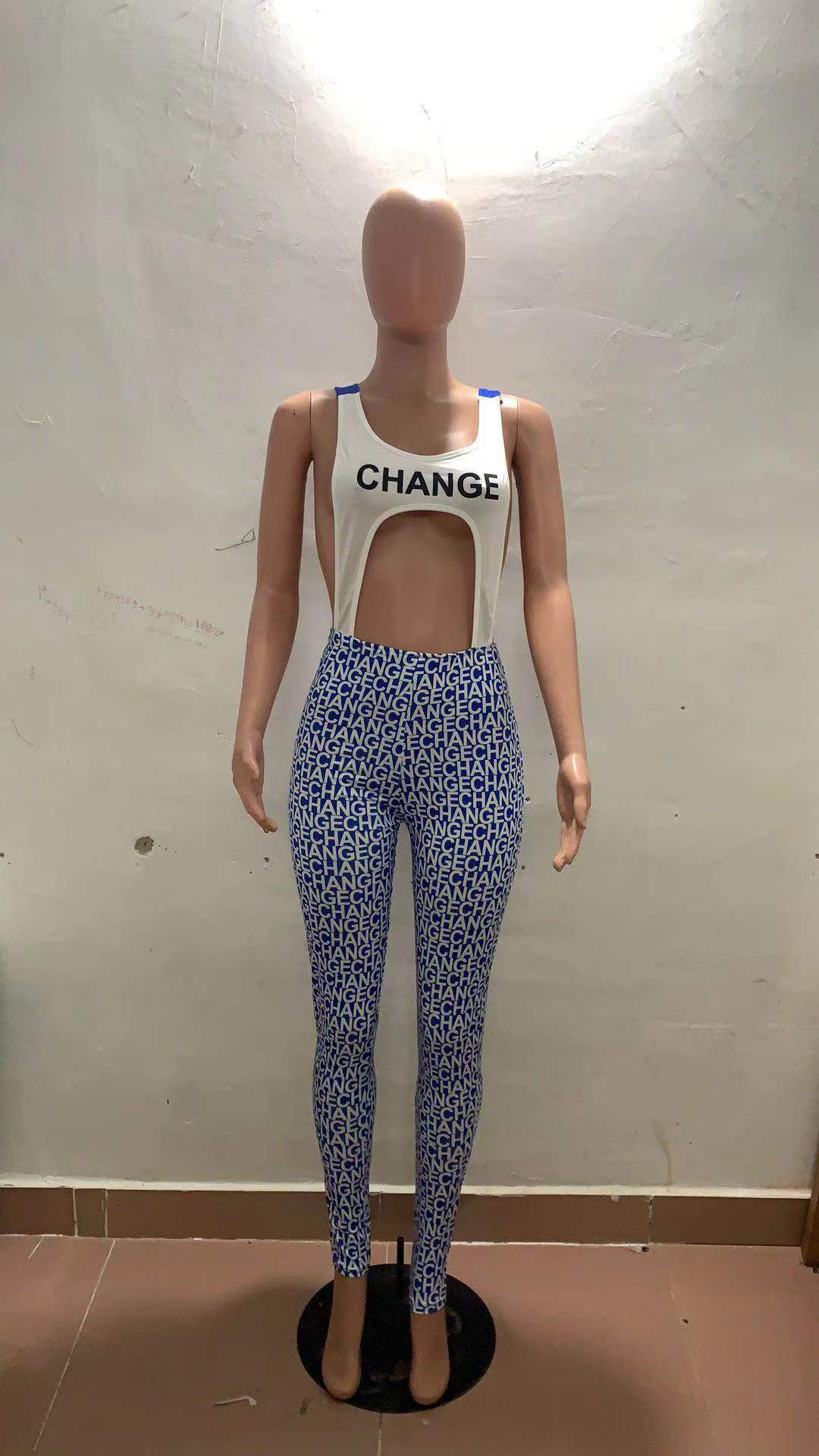 Damen körperbetontes Sport-Outfit mit modischem Print EB