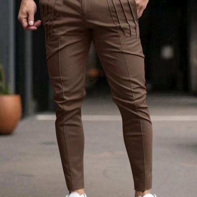 Herren nan schmale Bundfalten-Chino mit dekorativen Längsfalten und tapered Bein EB