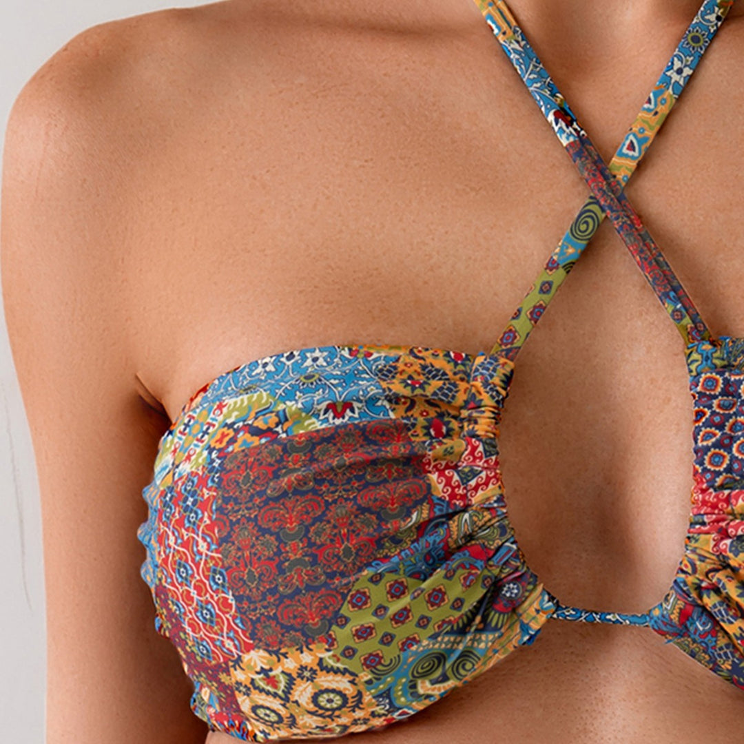 Damen Bandeau-Bikini mit verspieltem kräftigem Muster EB