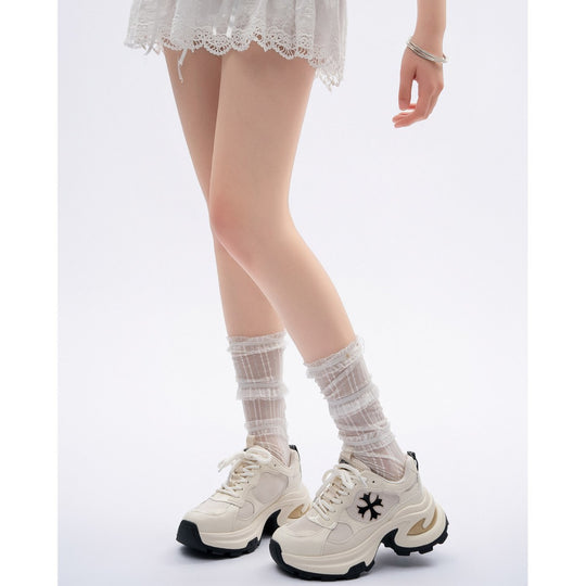 Damen Sportliche Sneaker mit atmungsaktiver Mesh-Oberfläche und dämpfender Sohle EB