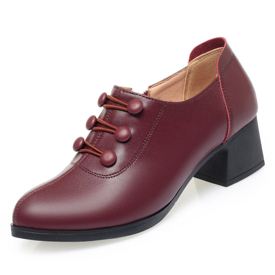 Damen elegante Slipper mit modischem Knopfdetail und komfortablem Blockabsatz EB