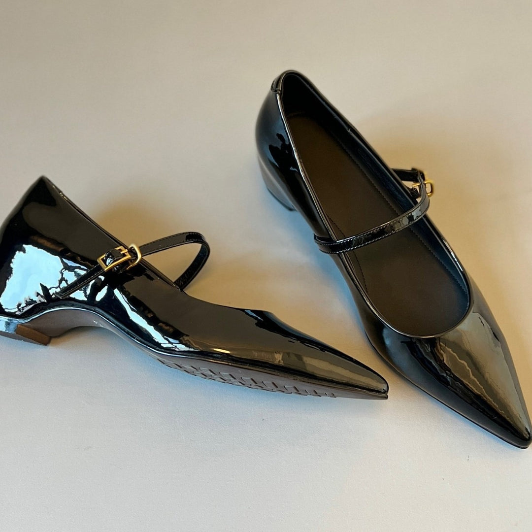 Damen Ballerinas mit elegantem Riemchen und spitzem Zehenbereich EB