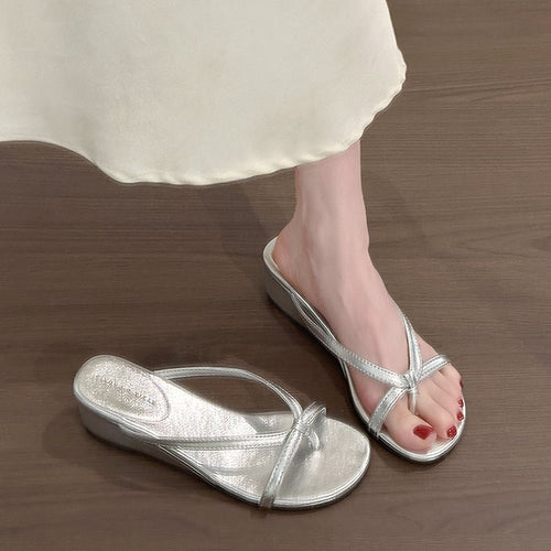 Damen Wedge-Sandalen mit elegantem Riemendesign und komfortablem Fußbett EB