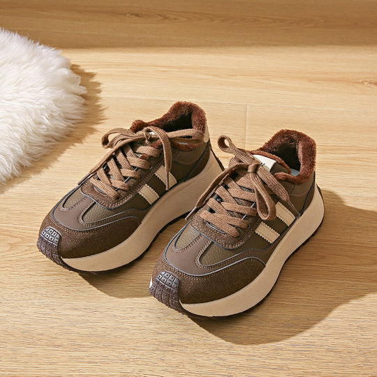 Damen Freizeit Sneakers mit kuscheligem Innenfutter und rutschfester Sohle EB