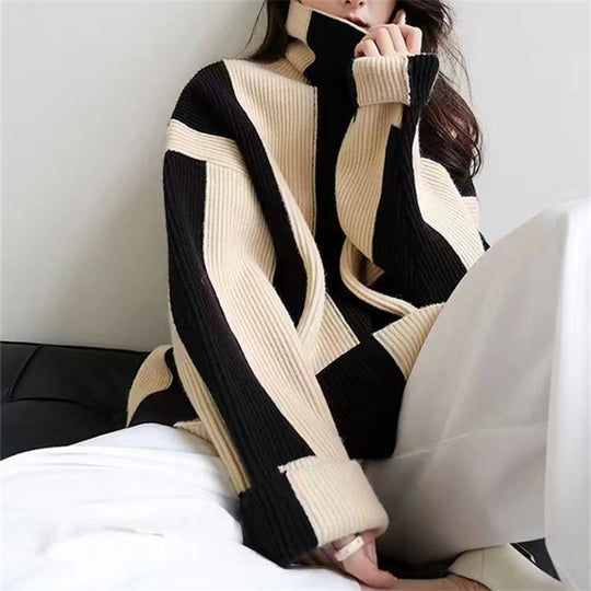 Damen Oversized Strickkleid mit hohem Kragen und grafischem Muster EB