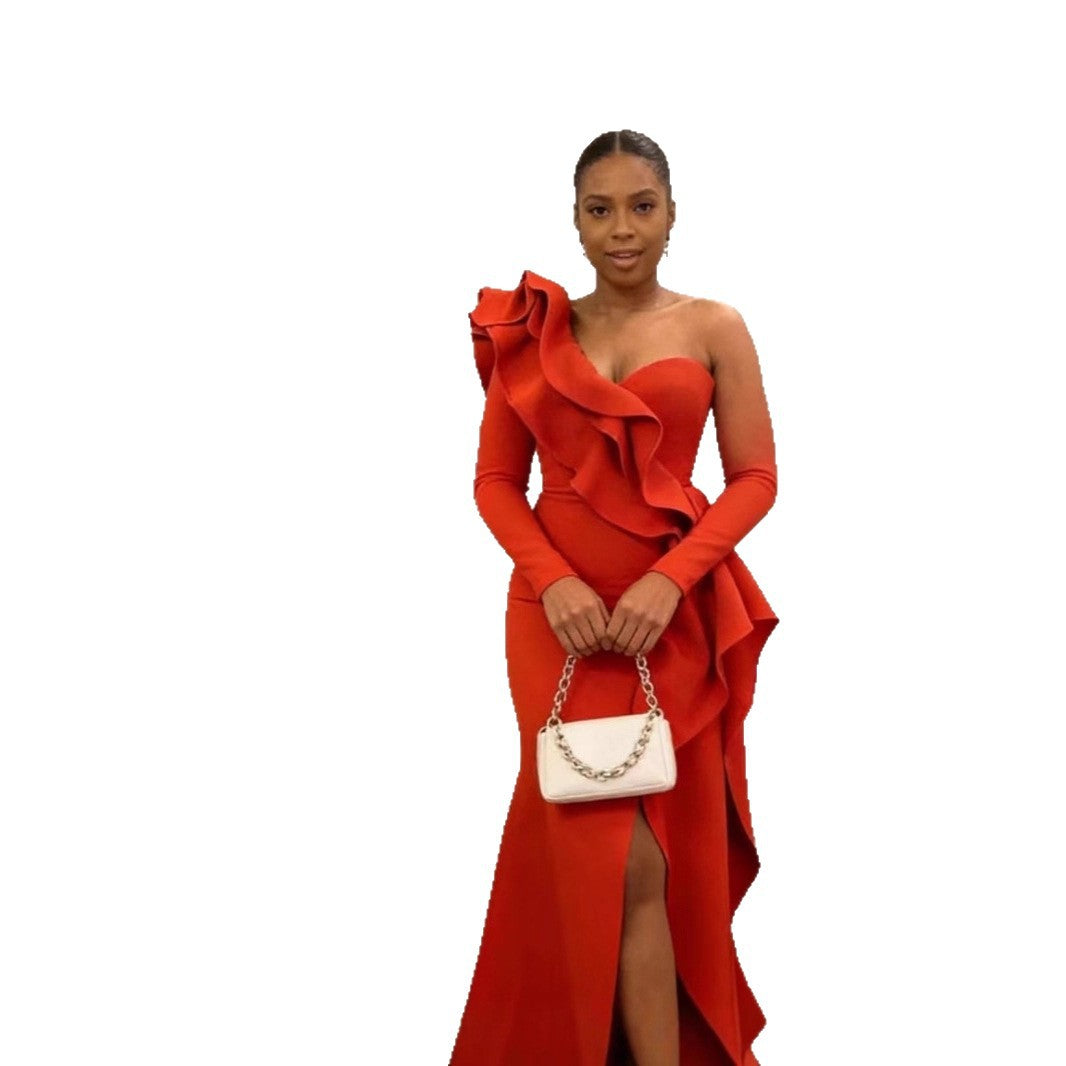 Damen schulterfreies Abendkleid mit Rüschendetails und asymmetrischem Schnitt EB