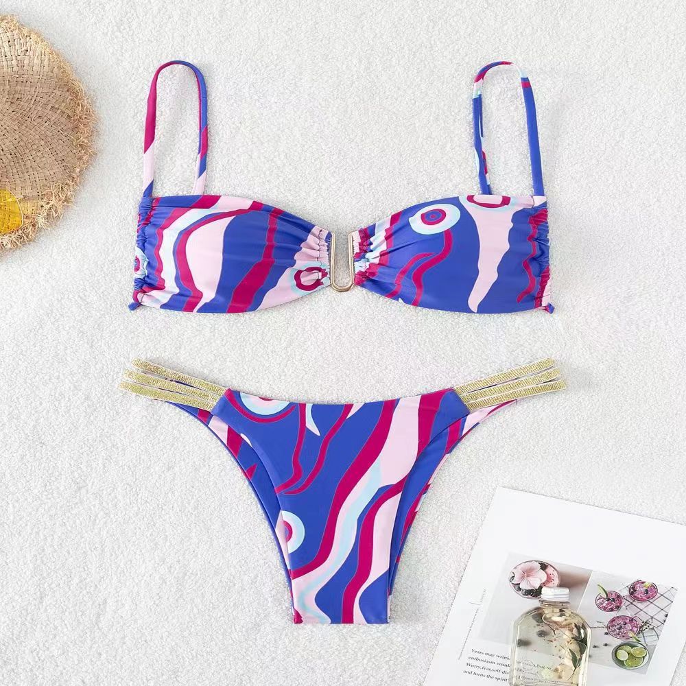 Damen Triangel-Bikini mit elegantem Raffungseffekt und modischen Akzenten EB