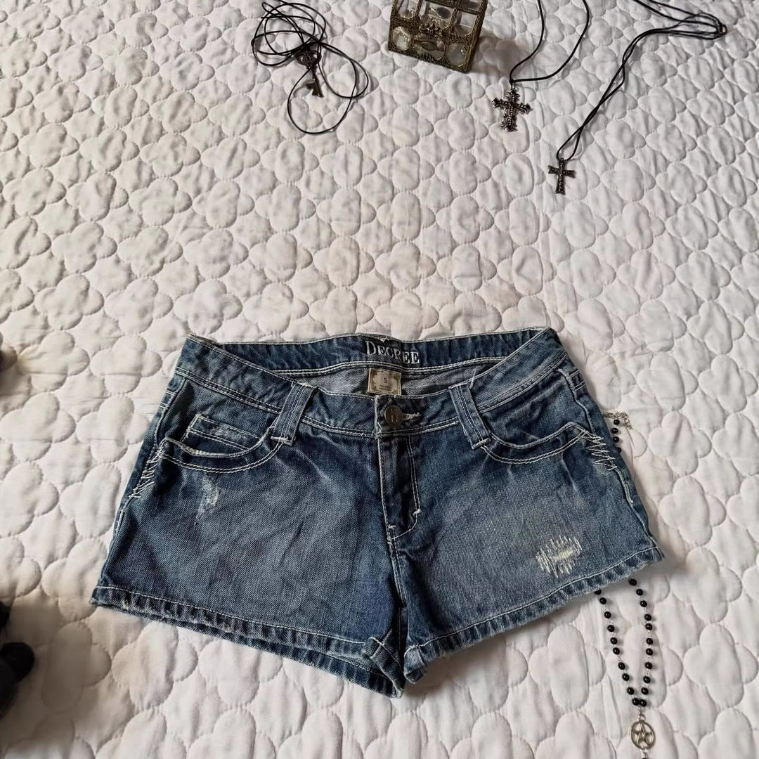 Damen Denim-Shorts mit distressed Details EB