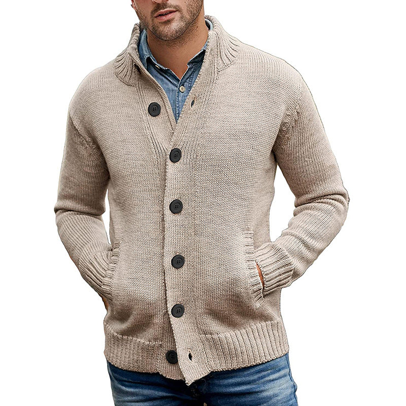 Herren Strickjacke mit großzügigen Taschen und klassischem Knopfverschluss EB