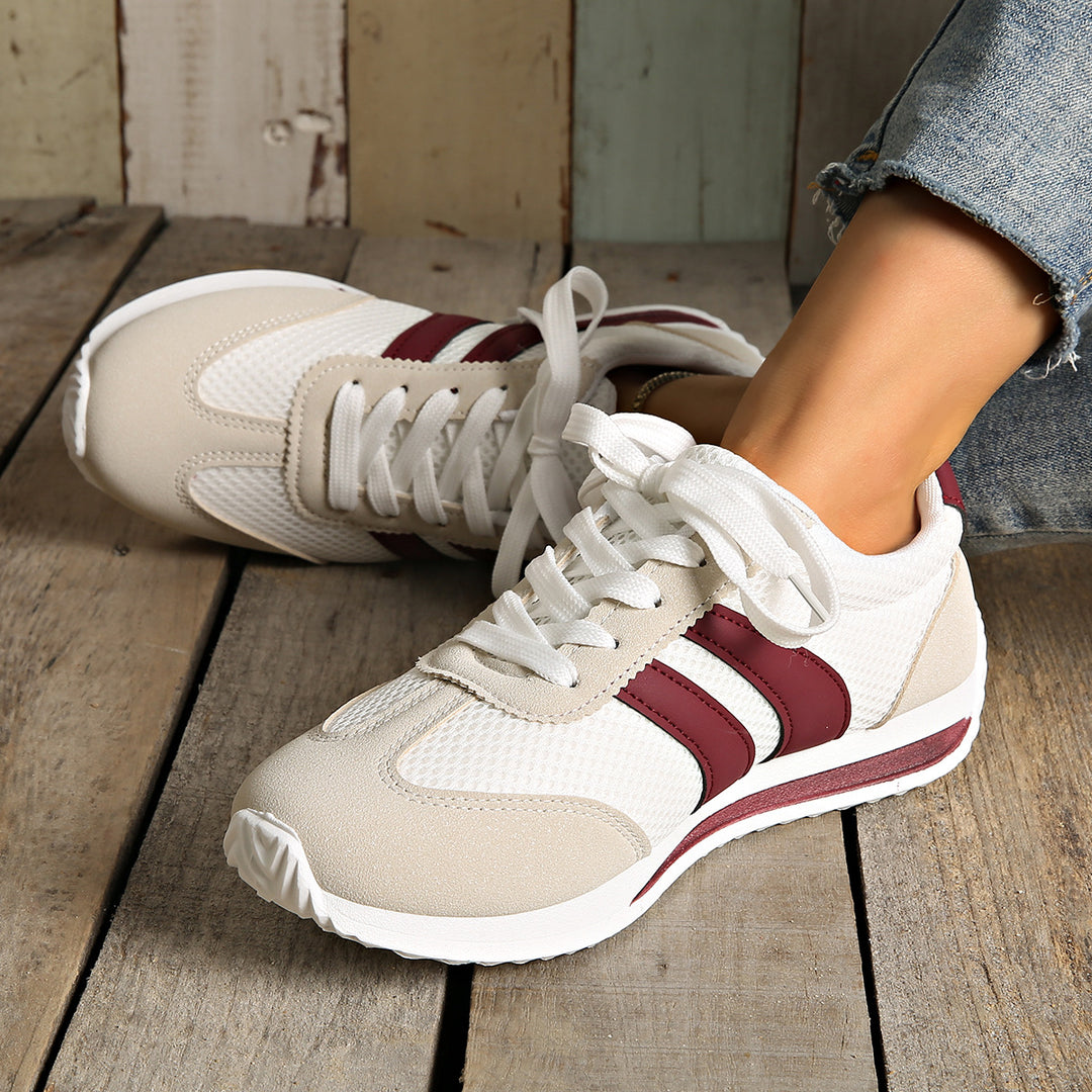 Damen Sportliche Sneaker mit atmungsaktiver Mesh-Konstruktion und modischen Akzenten EB