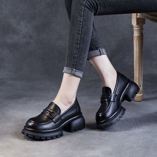 Damen Elegante und moderne Loafers mit robustem Plateau-Heel EB