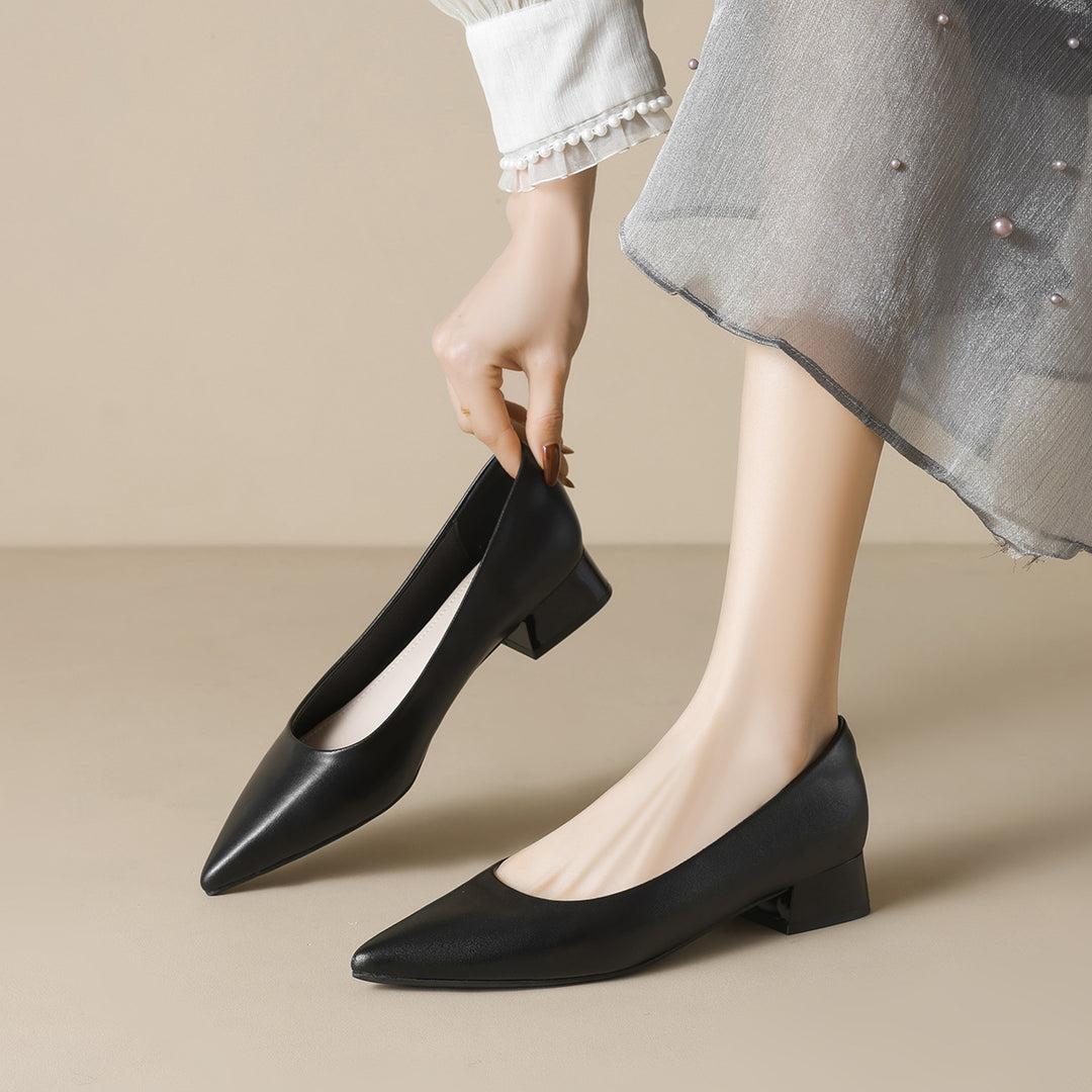 Damen elegante Pumps mit spitzem Zehenbereich und komfortablem Blockabsatz EB