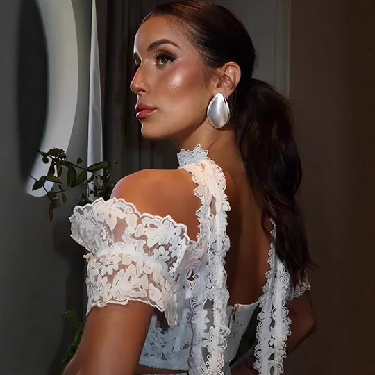 Damen Spitzencropped Top mit eleganten Applikationen und schickem Überwurf EB