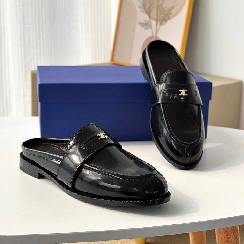 Damen Mokassin-Pantoletten mit elegantem Lackleder und modischem Schmuckdetail EB