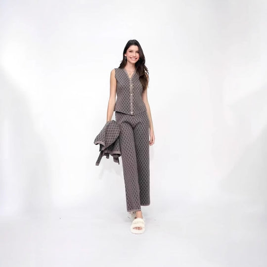 Damen Pyjama-Set mit modernem Karomuster und durchgehender Knopfleiste EB