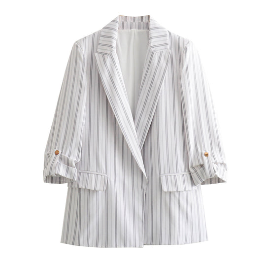 Damen elegante Blazerjacke mit strukturierten Ärmeln und dezenten Goldakzenten EB