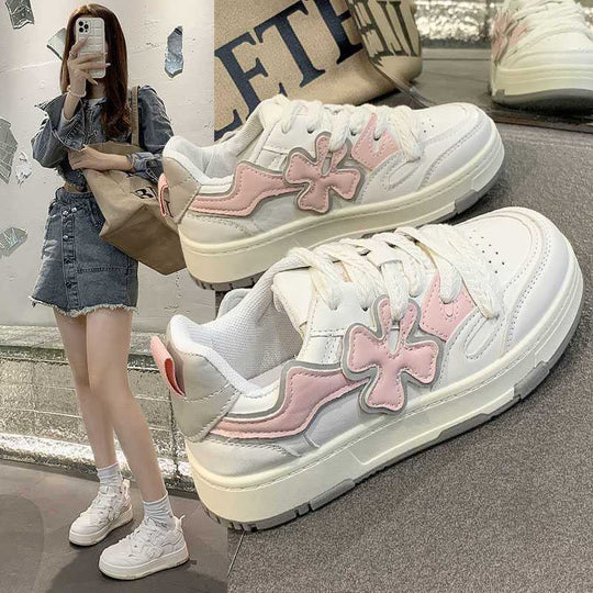 Damen Sneakers im modernen Floral-Design EB