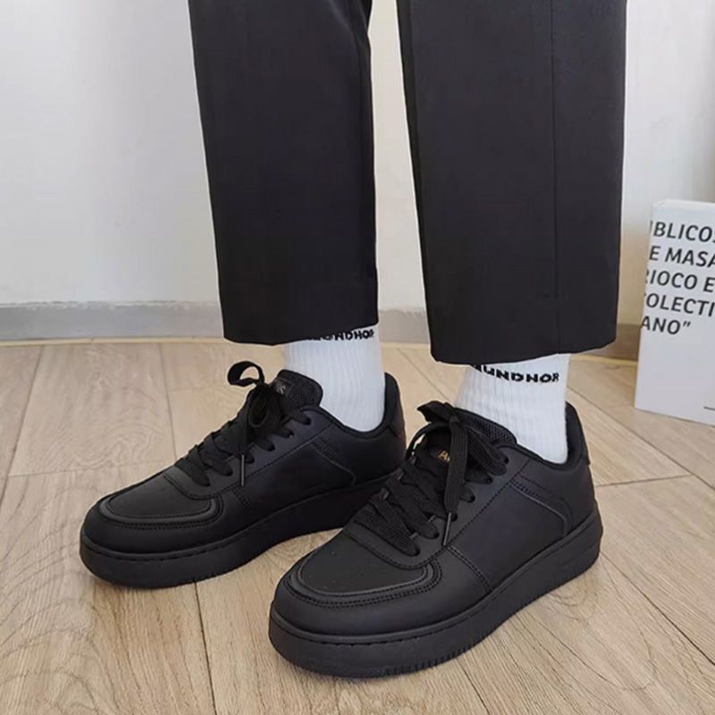 Damen Schnürsneaker mit minimalistischer Silhouette und strapazierfähigem Obermaterial EB