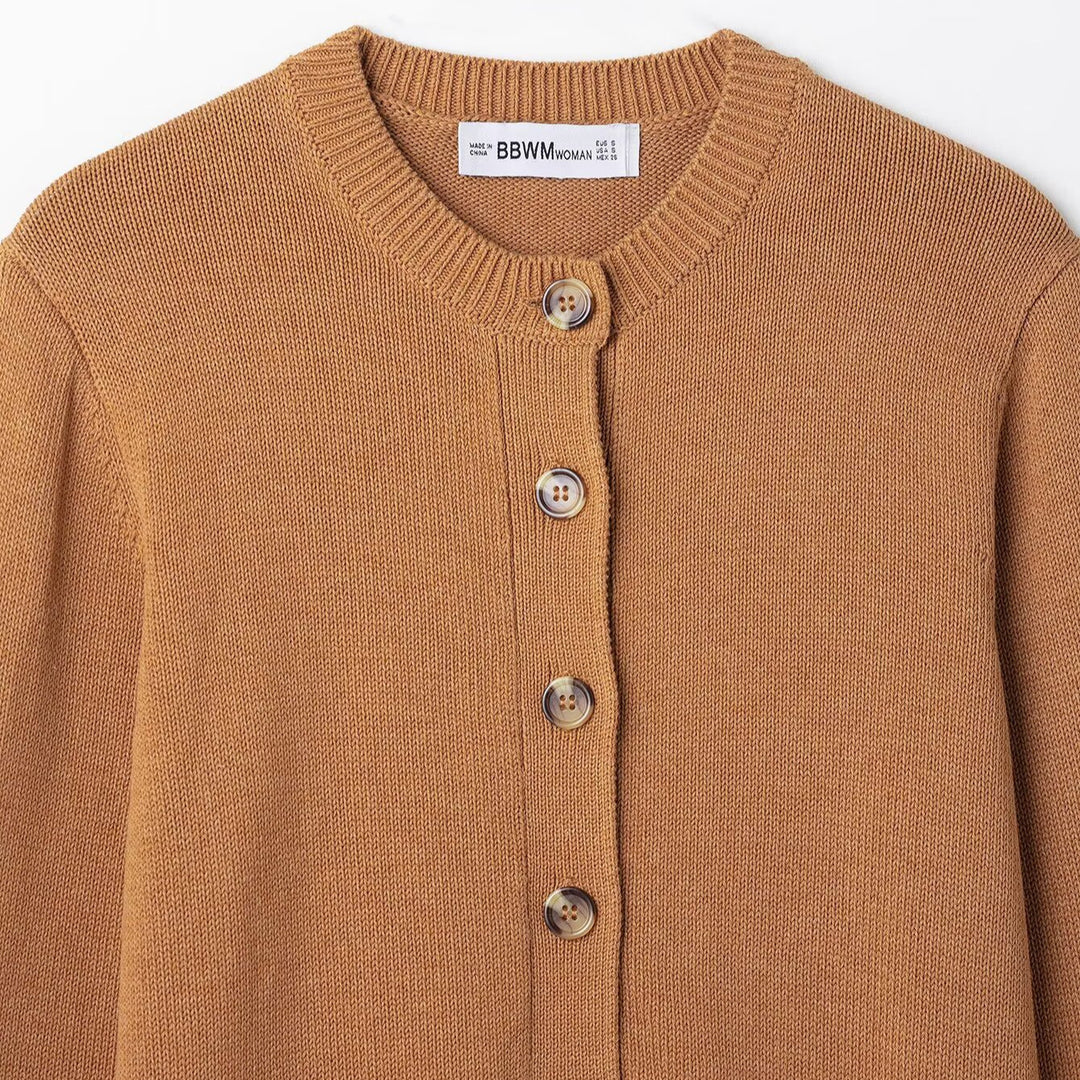 Damen Strickjacke mit Knopfdetails und Rundhalsausschnitt EB
