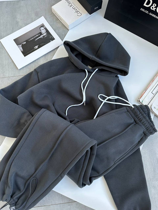Damen Oversize-Hoodie und Jogginghose Set mit weichem Innenfutter, verstellbarer Kordel und hochgezogenem Bund Eichborn Berlin
