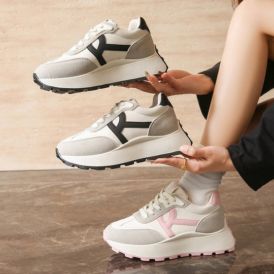 Damen sportliche Plateau-Sneaker mit stylischem Design und komfortabler Dämpfung EB