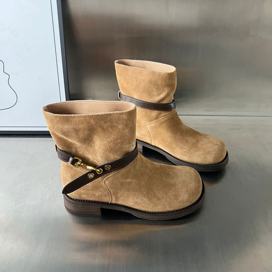 Damen elegante Short-Boots mit modischem Riemen und komfortablem Fußbett EB