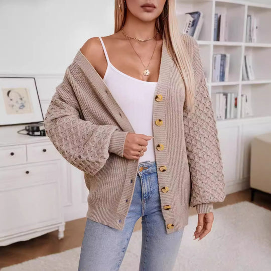 Damen Strickjacke mit strukturiertem Ärmel und Knopfdetails EB
