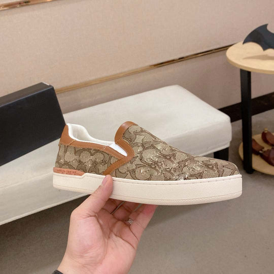 Damen Bequeme Slip-On Sneakers mit modischem Oberflächenmuster EB