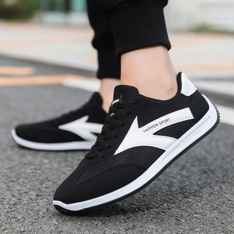 Damen Sportliche Sneakers mit atmungsaktiven Mesh-Einsätzen und dämpfender Sohle EB