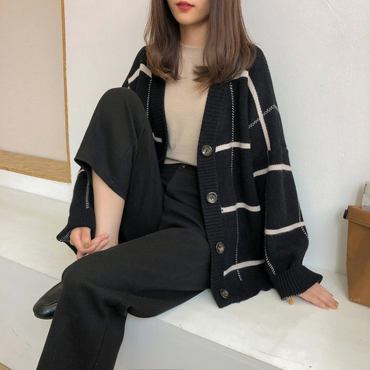 Damen Grobstrickjacke mit modischem Karo-Muster und praktischen Taschen EB