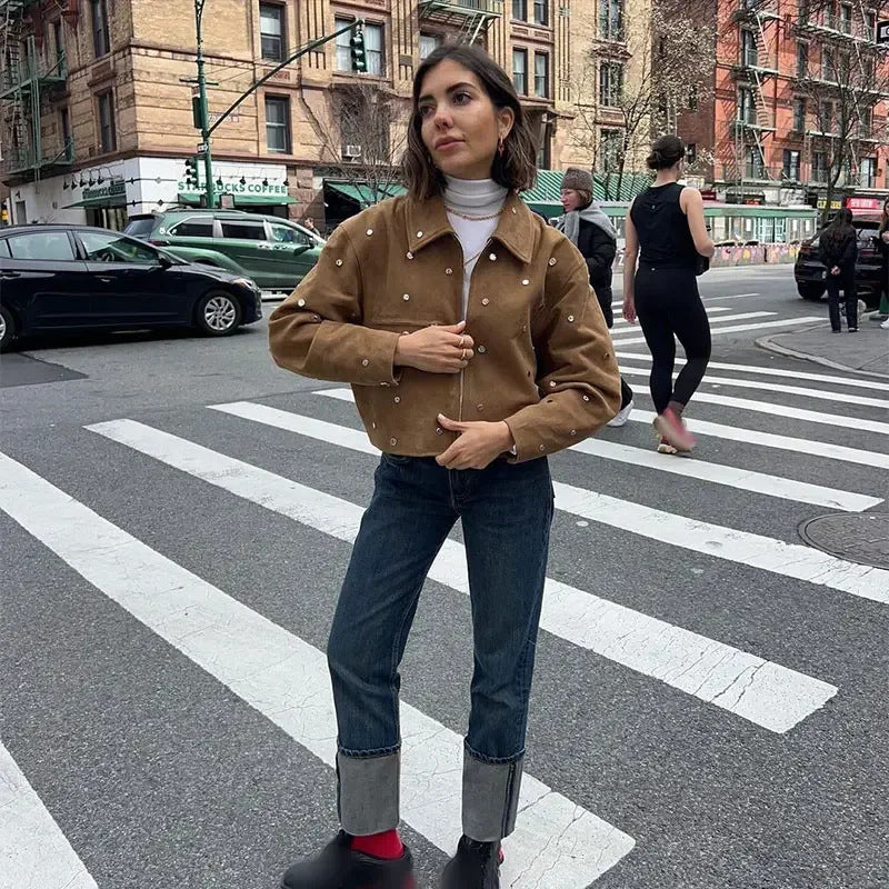Damen modische Kurzjacke aus strukturiertem Material mit Perlenapplikationen EB