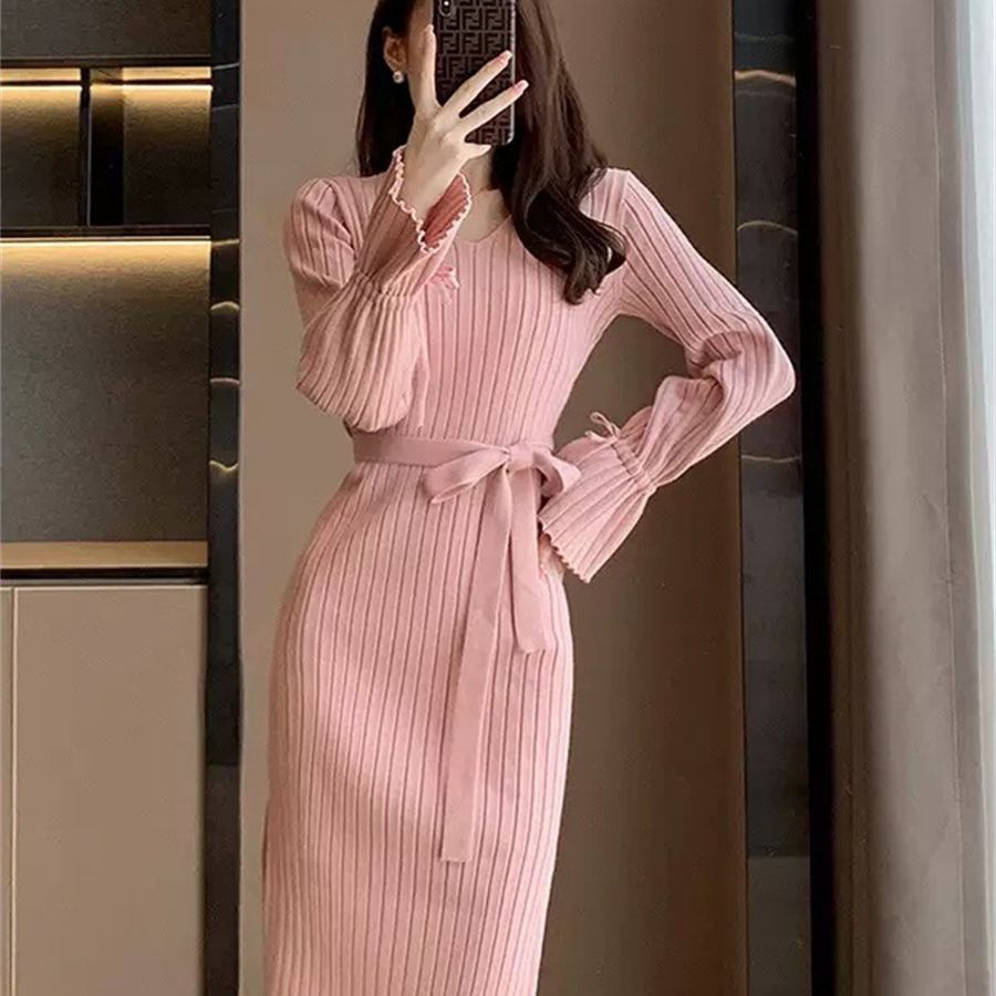 Damen Figurbetontes Maxikleid mit Bindegürtel und Rippstruktur EB