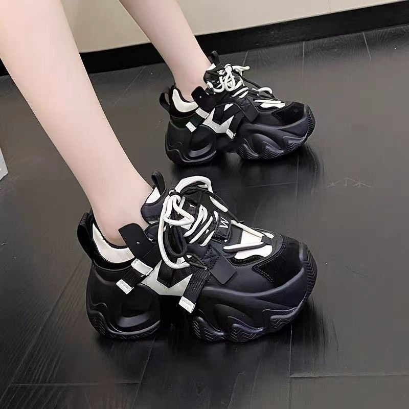 Damen Sportliche Chunky Sneakers mit innovativem Schnürsystem EB